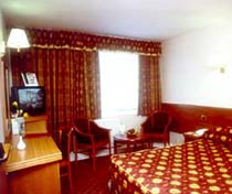 2 photo hotel QUALITY INN HAMPSTEAD, London, England