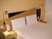 2 photo hotel EXPRESS BY HOLIDAY INN SOUTHWARK, London, England