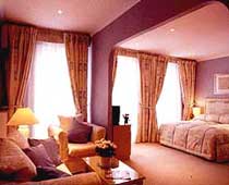 2 photo hotel BEAUFORT HOTEL, London, England