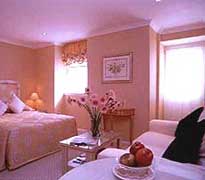 3 photo hotel BEAUFORT HOTEL, London, England