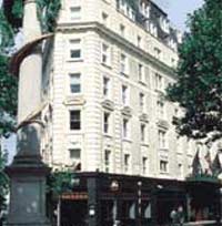 2 photo hotel RADISSON MOUNTBATTEN HOTEL, London, England