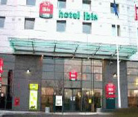 3 photo hotel IBIS LONDON WEMBLEY, London, England