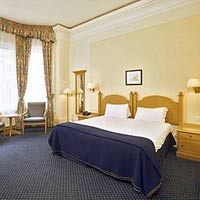 6 photo hotel GROSVENOR KENSINGTON, London, England