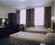 3 photo hotel THE MONTANA HOTEL, London, England