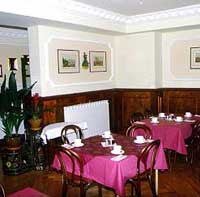 5 photo hotel LONDON GUARDS HOTEL, London, England
